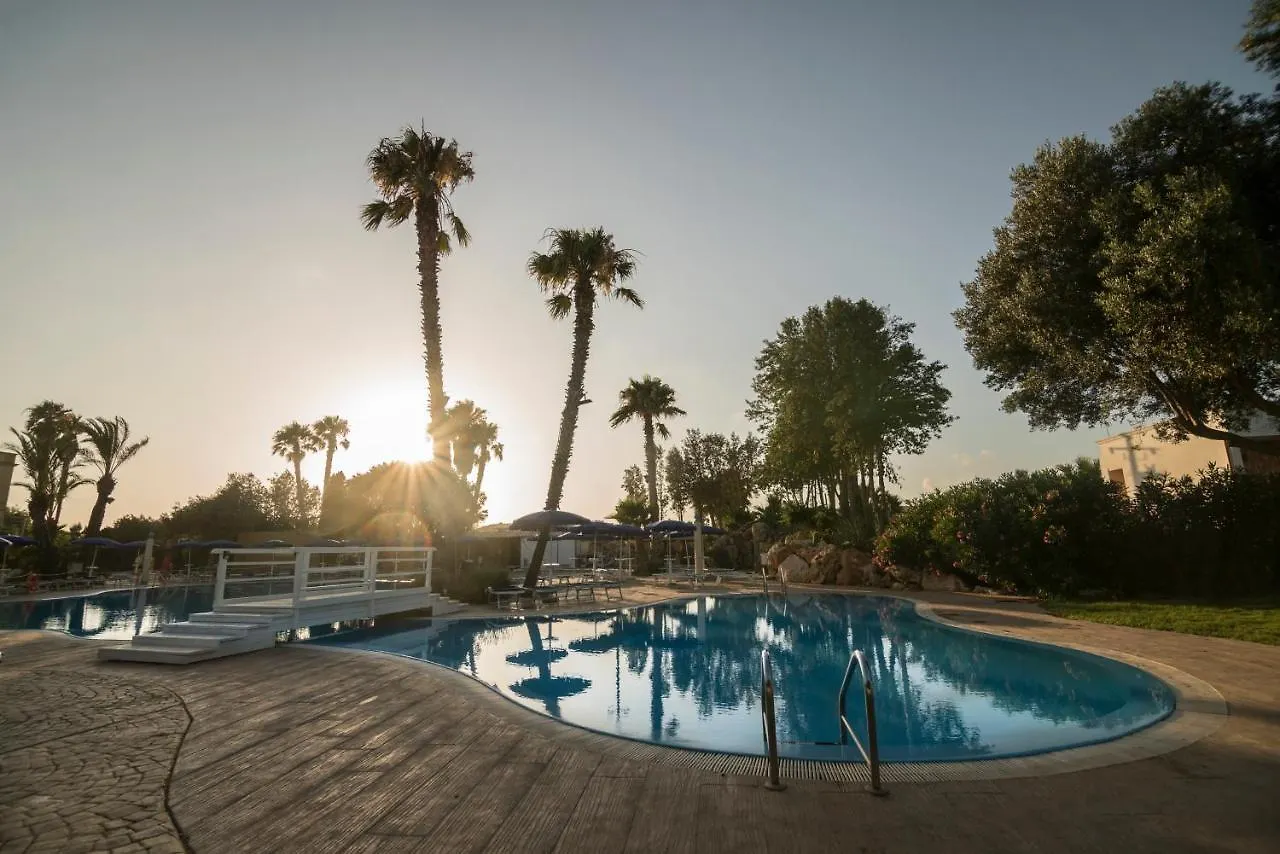 Delfino Beach Hotel Marsala 4*,